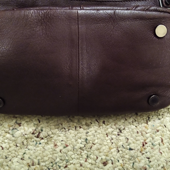 Cute Kenneth Cole purse - Picture 7 of 8